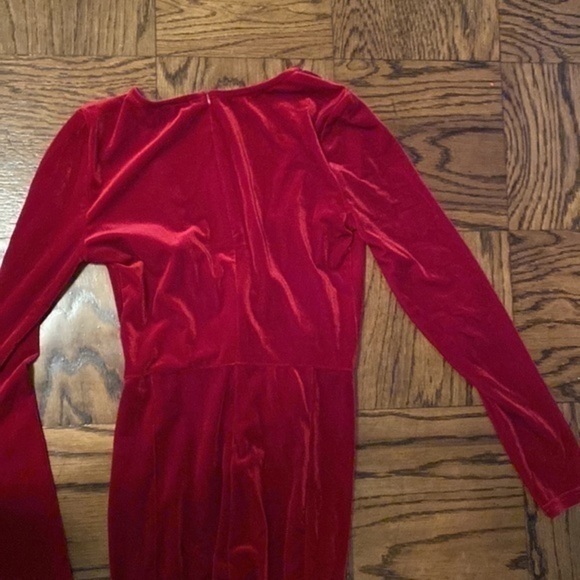 Dress NWOT M Rich Red/Burgundy Velvet Hot Miami Styles - Picture 12 of 14